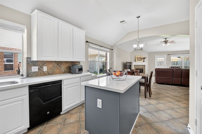 Building Photo - 3210 Princess Bay Ct