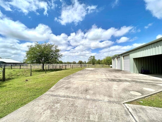 Building Photo - 4212 County Rd 182