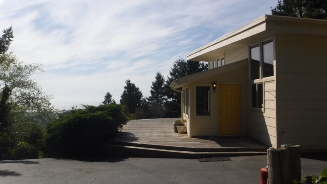 Building Photo - rcr691