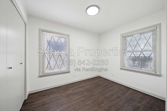 Building Photo - 9163 E Marshall Pl