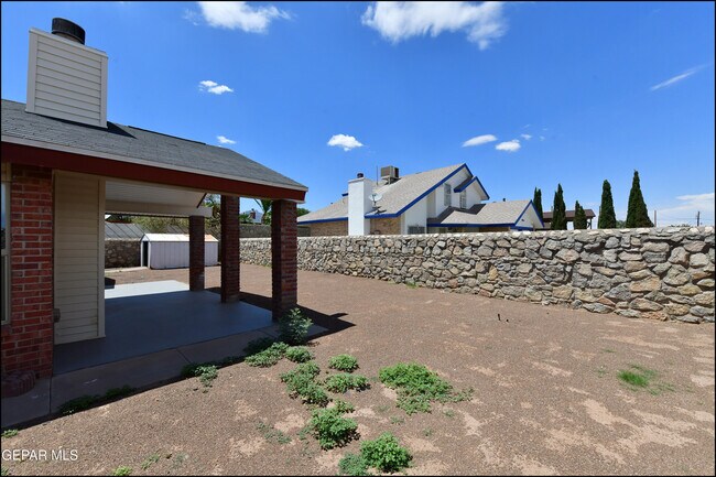 Building Photo - 4526 Monahans Dr