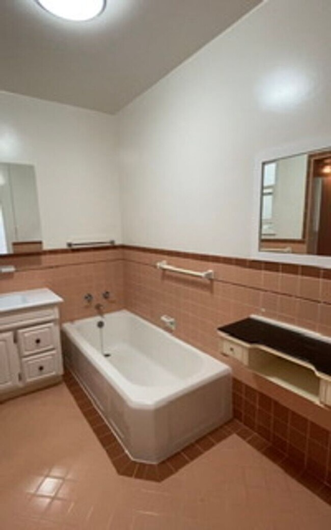 Building Photo - 38-40 15th Avenue