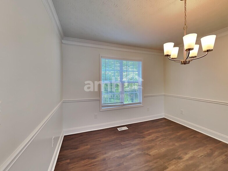 Building Photo - 3491 Skyland Ridge Ct