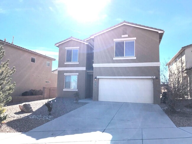 Building Photo - Spacious 4 bedroom Rio Rancho home. Large ...