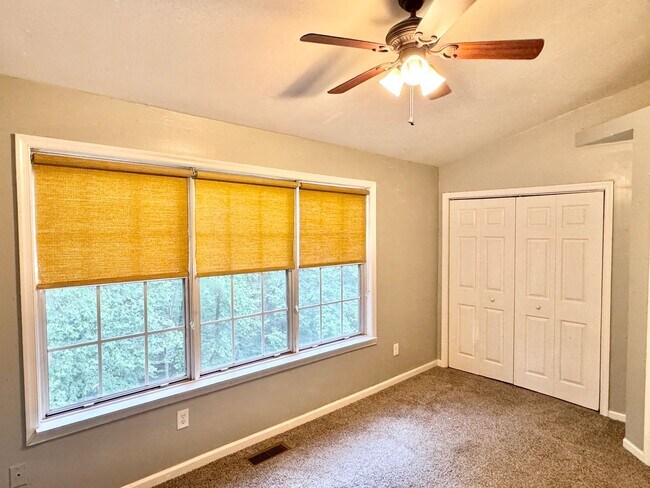 Building Photo - 12298 Granada Way