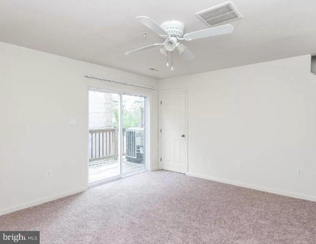 Building Photo - 5235 Crowson Ave