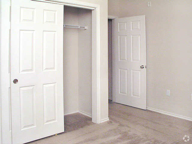 Bedroom - Landings at Bluff Ridge