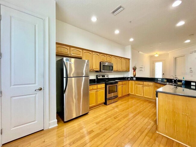 Building Photo - 8626 Miramar Terrace Cir