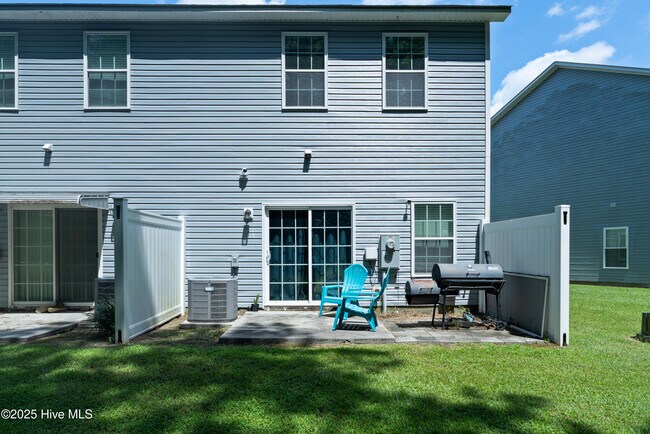 Building Photo - 306 Kenan Lp