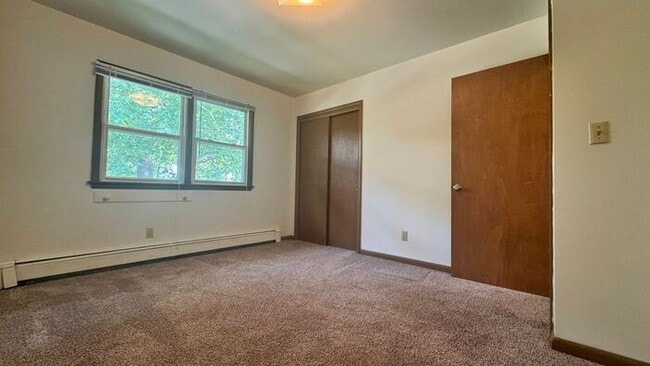 Building Photo - $1,200 | 2 Bedroom, 1 Bathroom Apartment | No Pets | Sublease* | Available for May 1st, 2026 Move...