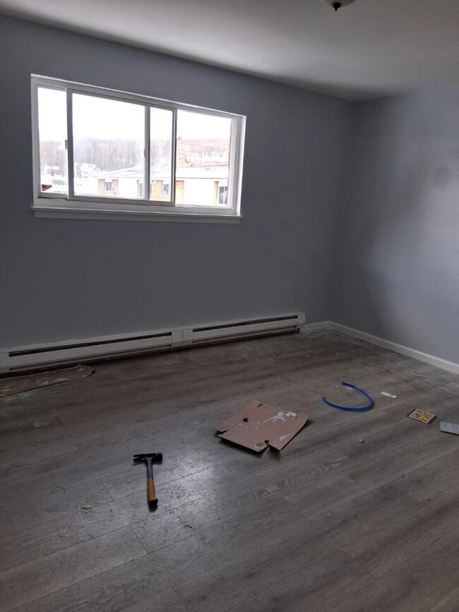 Building Photo - 79 Yaun Ave