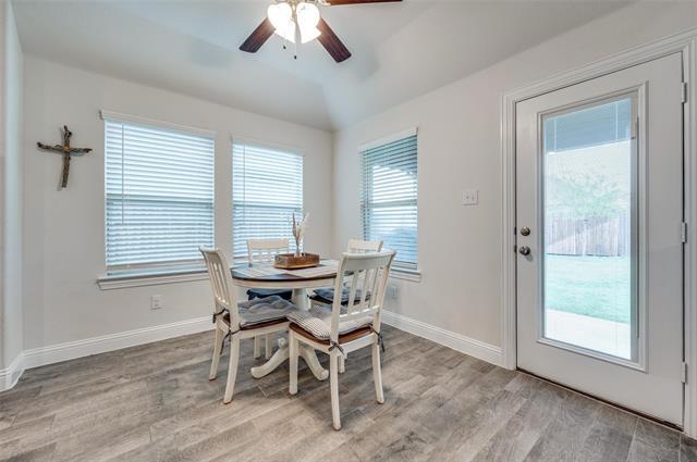 Building Photo - 2937 Log Cabin Dr