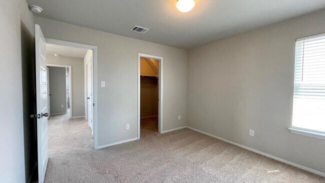 Building Photo - 1409 Goforth Rd
