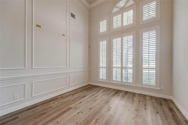 Building Photo - 577 Indian Rock Dr