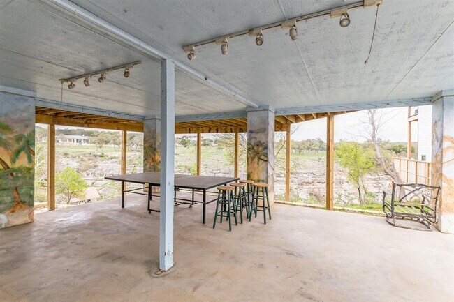 Building Photo - 22518 Felicia Dr