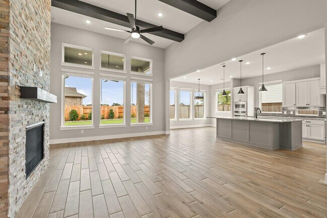 Building Photo - 32707 Fly Fish Wy