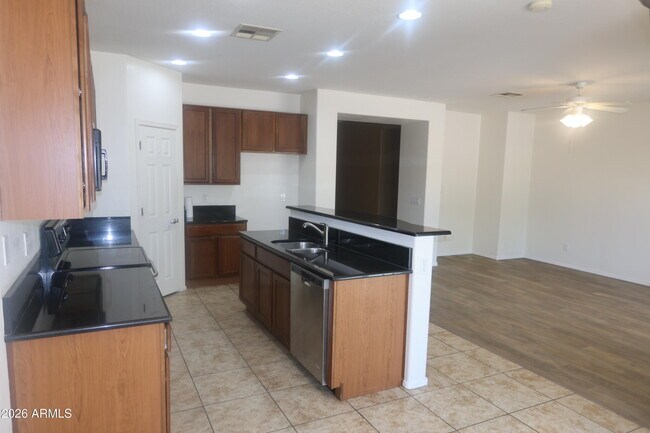 Building Photo - 5316 W El Cortez Trail