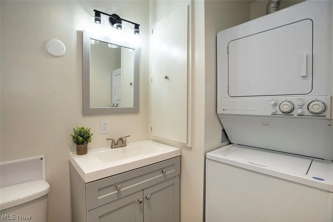 Half bath, laundry - 4849 Grace Rd
