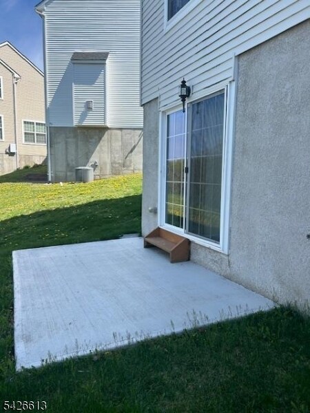 Building Photo - 273 Winding Hill Dr