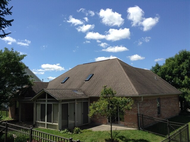 Building Photo - 1712 Yellow Rose Ct