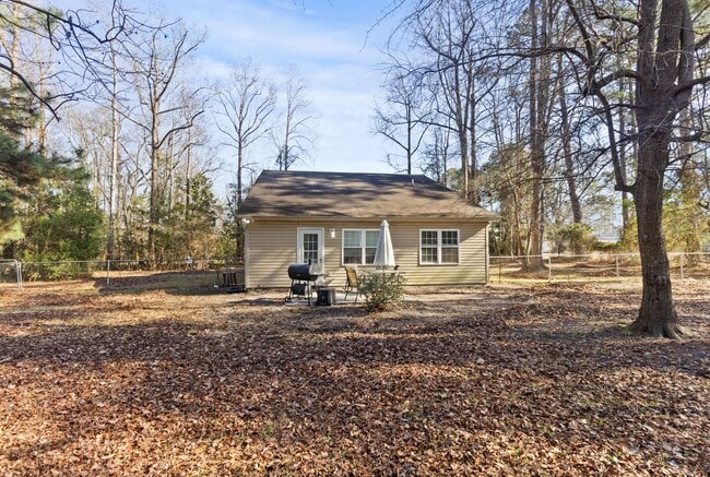 Building Photo - 1710 Charles St