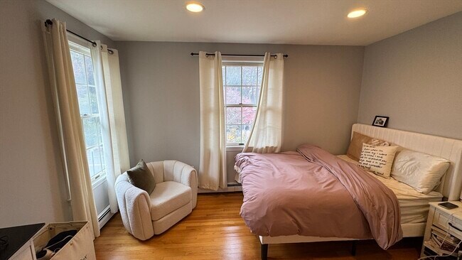 Building Photo - 154 Wiswall Rd