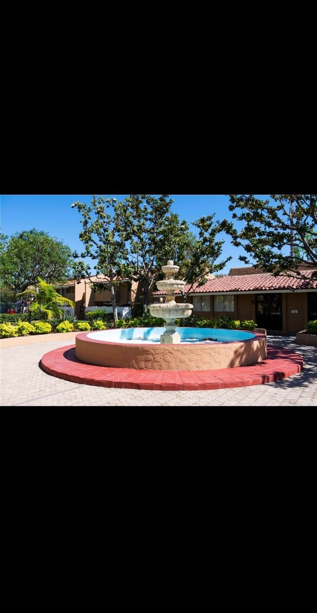 Building Photo - 1101 W MacArthur Blvd