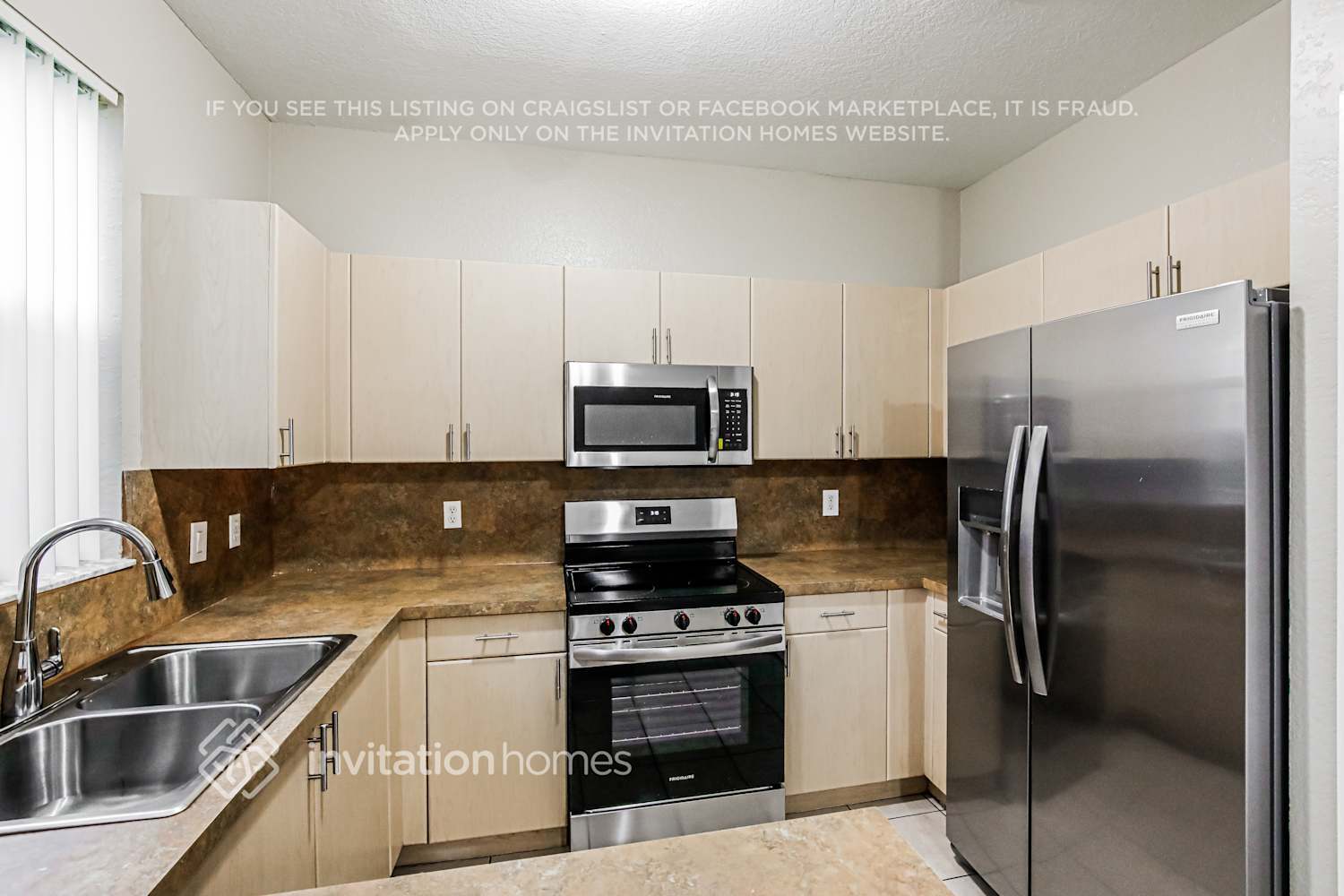 Building Photo - 12530 SW 124th Terrace
