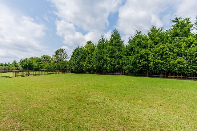 Building Photo - 9500 Helmsley Cir
