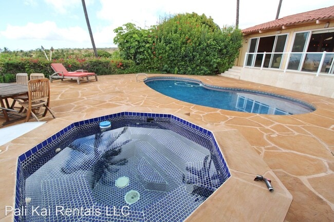 Building Photo - 3 br, 2 bath House - 911 Kupulau Drive