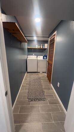 Laundry room - 9110 Drake Pl
