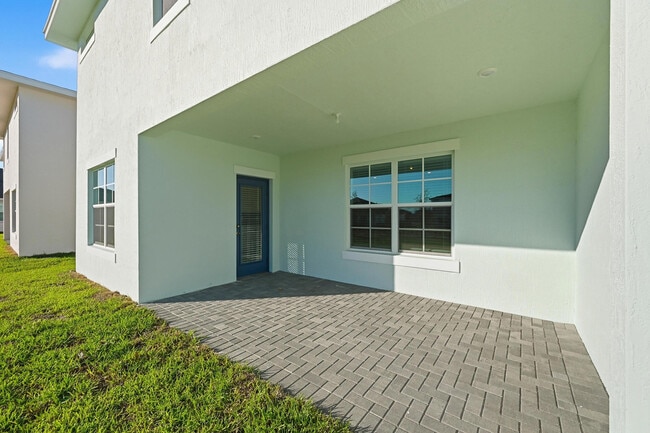 Building Photo - 19568 Whispering Crk Rd