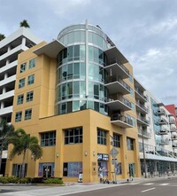 Building Photo - 1120 E Kennedy Blvd