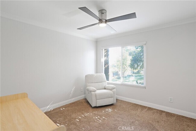 Building Photo - 1619 Carmel Cir W