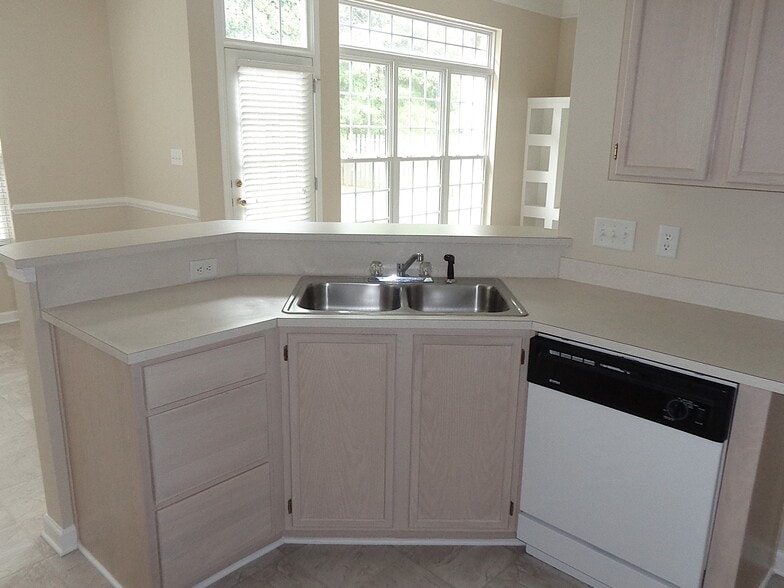 Building Photo - 14036 McGloughlin Way Ct