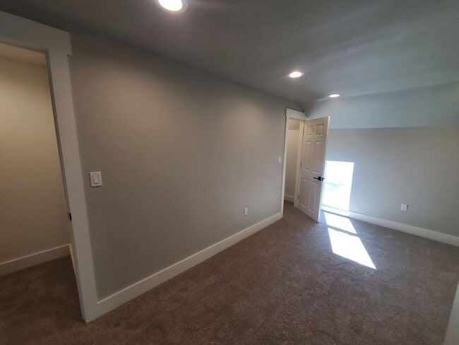 Building Photo - 4231-4231A Co Rd KK