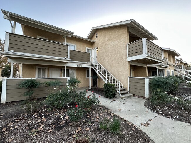 Building Photo - 3706 Lytle Creek Loop