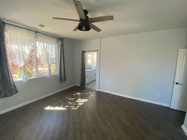 Building Photo - 3935 Hazy Swale Way