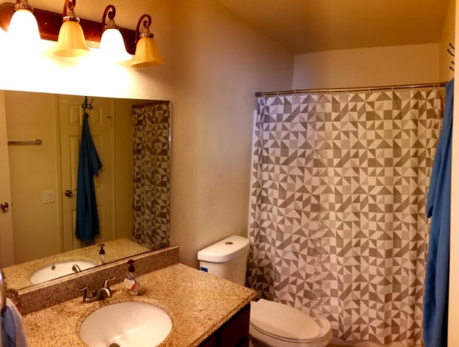 Building Photo - 2228 Garnet Ave