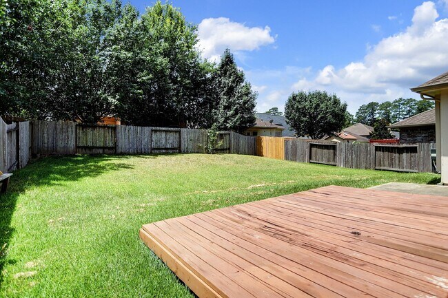 Building Photo - Move in ready Home in Conroe for Lease!
