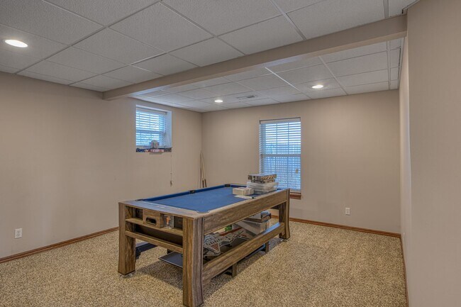 Building Photo - Highly desirable home in Briarbrook