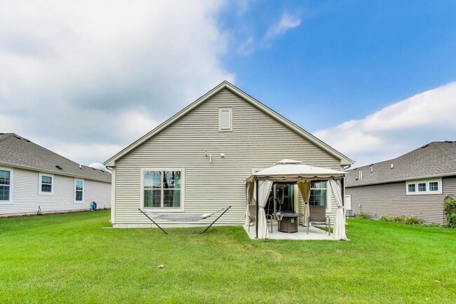 Building Photo - 1101 Black Cherry Dr