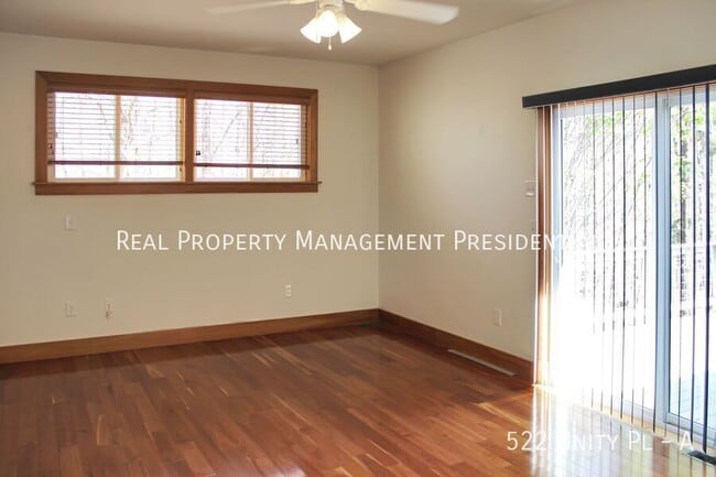 Building Photo - 522 Unity Pl