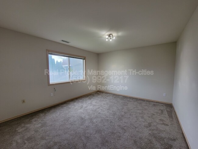 Building Photo - 2628 Scottsdale Pl