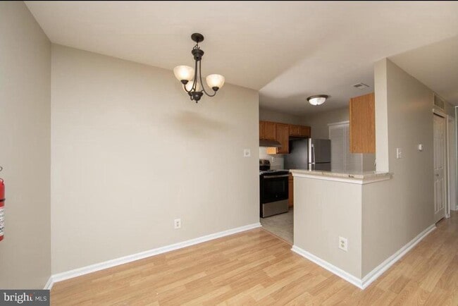 Building Photo - 504 Britton Pl