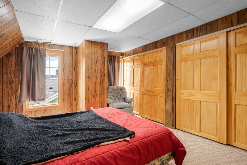 Building Photo - 7416 Van Buren Ave