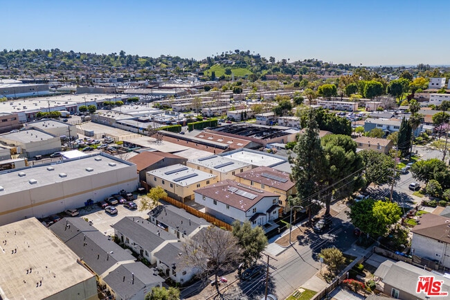 Building Photo - 1652 Murchison St