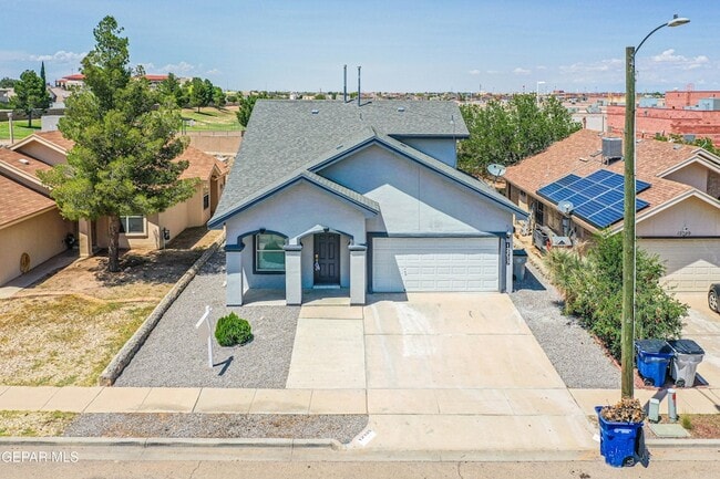 Building Photo - 12325 Tierra Bella Dr