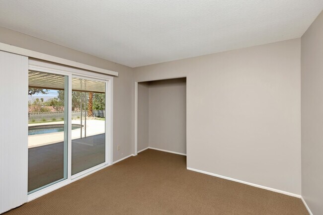 Building Photo - 72896 Tamarisk St