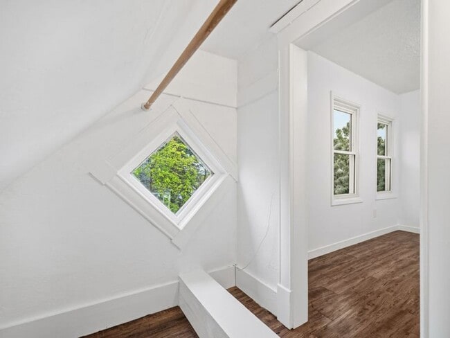 Building Photo - Stunning Updated Home in North Spokane | Bright Interiors, Modern Kitchen & Private Patio